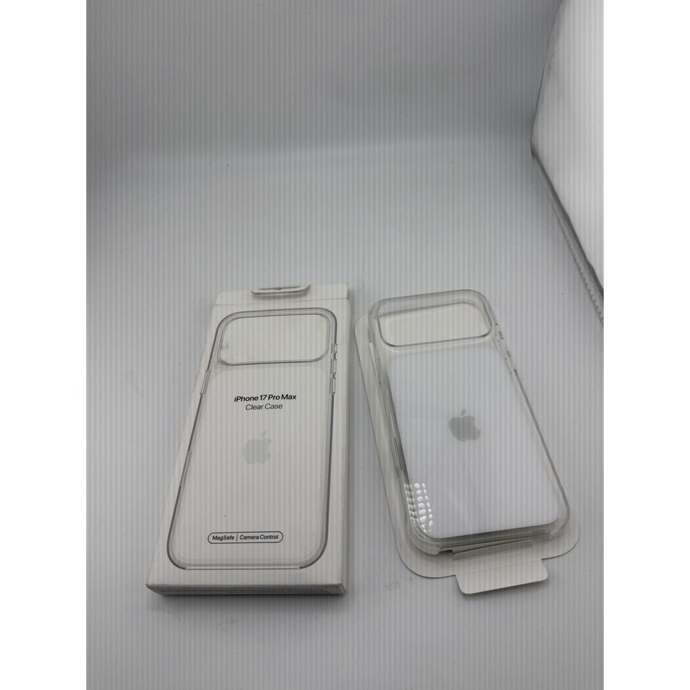 Apple iPhone 17 Pro Max Clear Case w/ Magsafe MGFW4LL/A - Clear - Picture 6 of 9